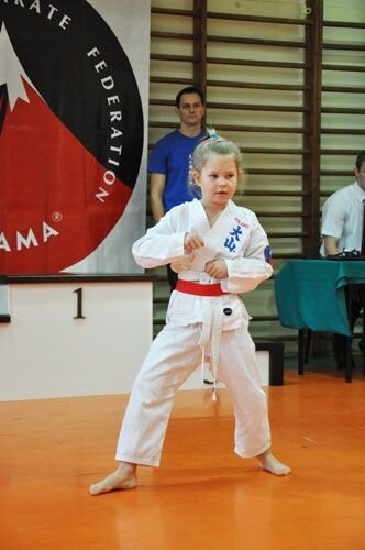 Mikołajkowy Turniej Oyama Karate w konkurencji kata Garbatka – Letnisko, 8 grudnia 2012