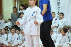 Mikolajkowy-Turniej-Oyama-Karate-w-konkurencji-kata-Garbatka--Letnisko-8122012-_739753