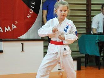 Mikołajkowy Turniej Oyama Karate w konkurencji kata Garbatka – Letnisko, 8 grudnia 2012